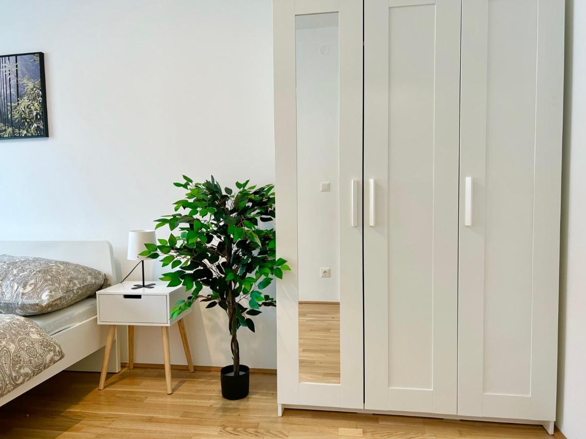 Appartamento 80 M2 - Terrace - Free Parking Vienna Esterno foto